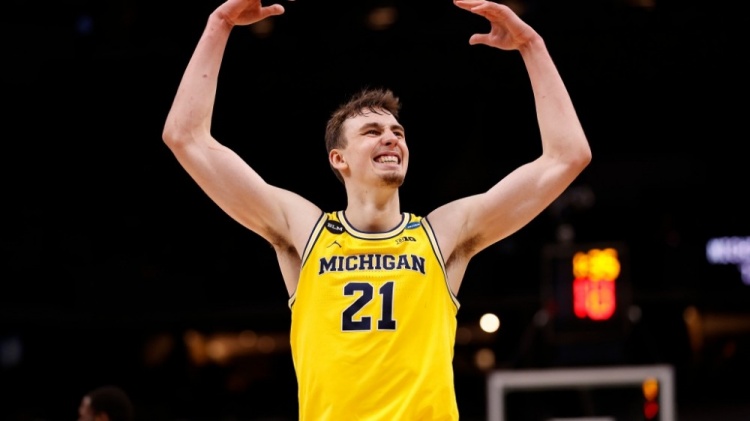 在这场比赛 在这场比赛