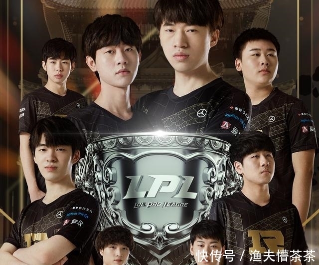 合传统与现 合传统与现